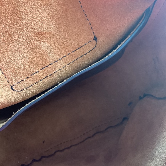 Frye Leather Crossbody Bag NWOT - Picture 6 of 12